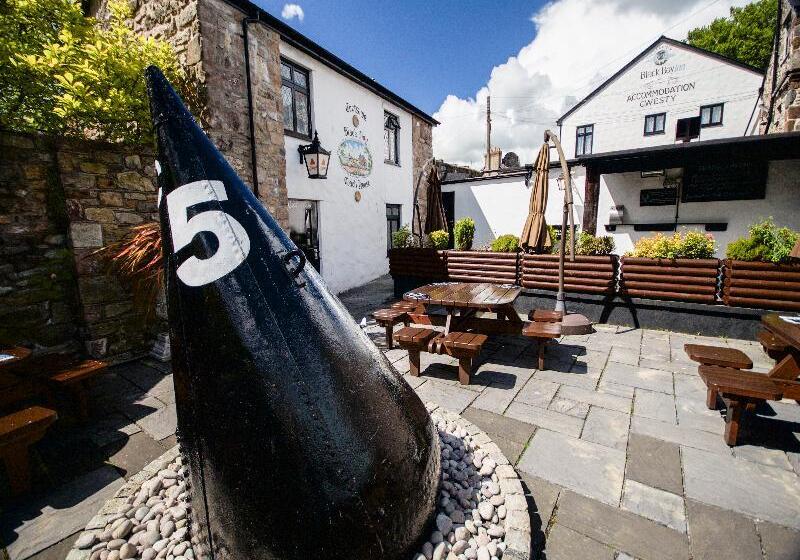 فندق The Black Boy Inn