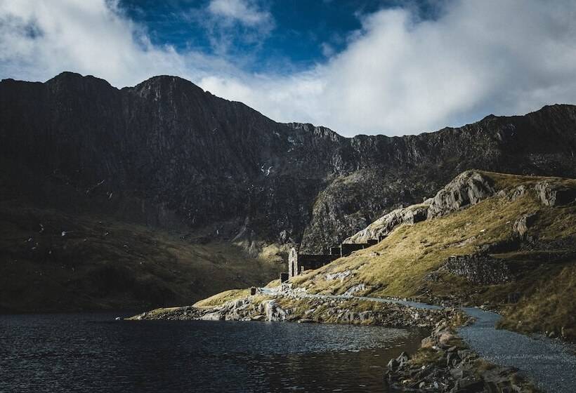 فندق The Black Boy Inn