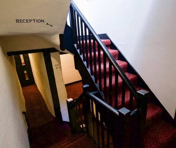 فندق The Black Boy Inn