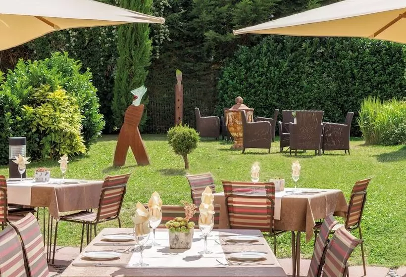 Отель Villa Medici