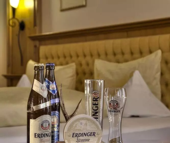 Отель Zum Erdinger Weißbrau
