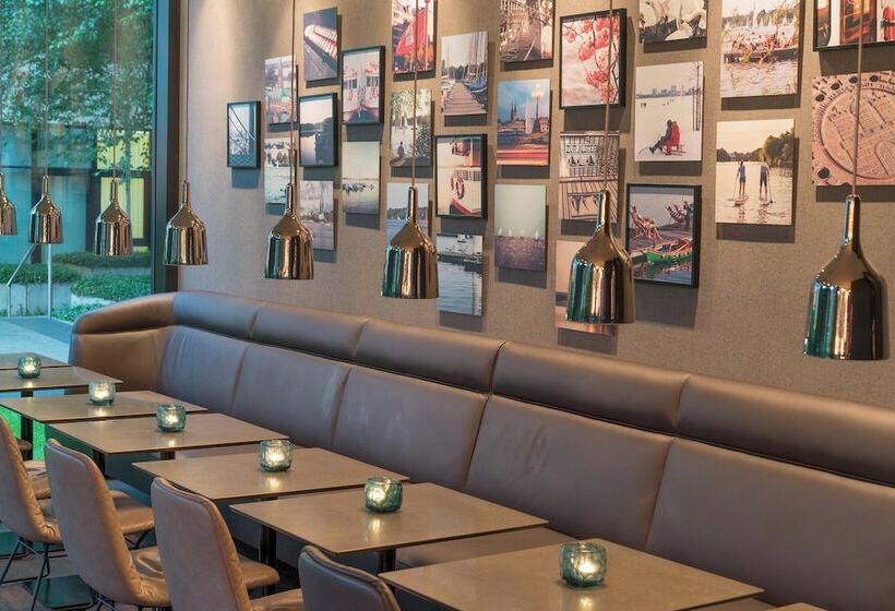 Motel One Hamburg Alster