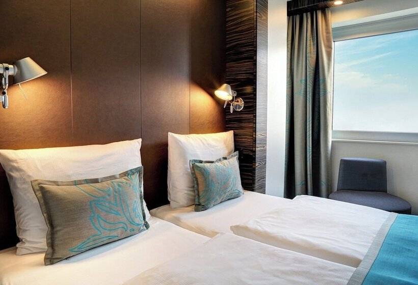 Motel One Hamburg Alster