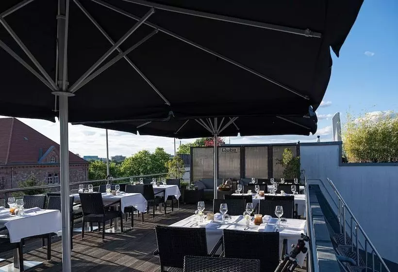 Qube Hotel Bergheim
