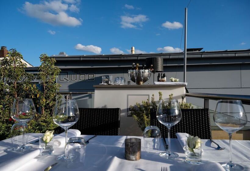 Qube Hotel Bergheim