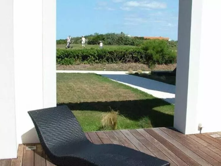 Villa Clara, Résidence Face à L Océan Et Au Golf De Chiberta