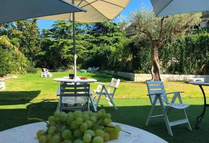 Ascoli Bonjour B&b & Apartments Parcheggio Privato & Giardino