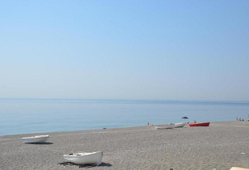 צימר Taormina Bay Lucia's House