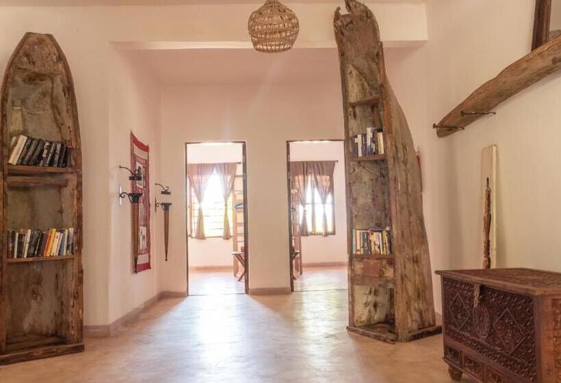 Отель Raha Lodge Zanzibar Boutique