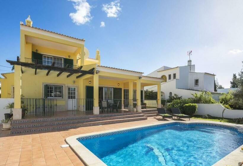 פנסיון Casa Estombar   Private Swimming Pool   Air Conditioning In All Bedrooms   Wifi