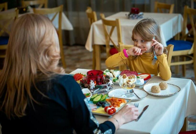 Пансион Vila Simonte Poiana Brasov