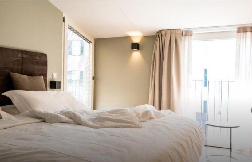 پانسیون Villa Jasmine