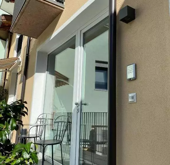 پانسیون Villa Jasmine