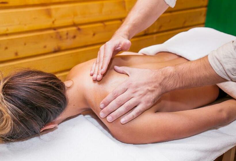 استراحتگاه Villa Gacka