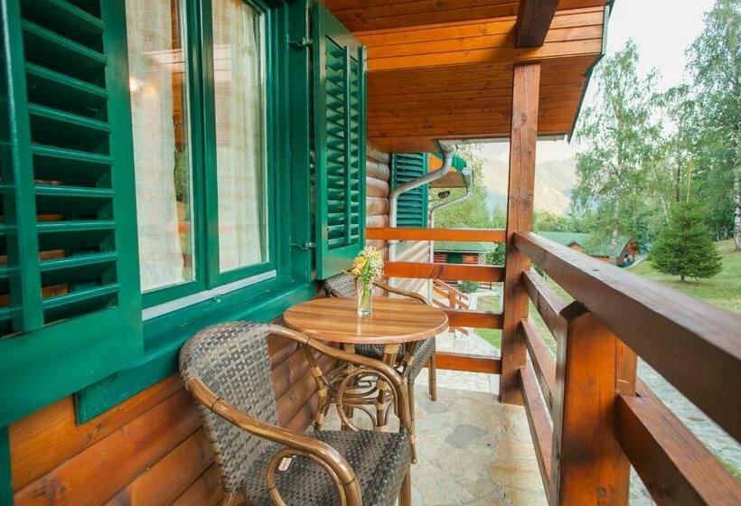 استراحتگاه Villa Gacka