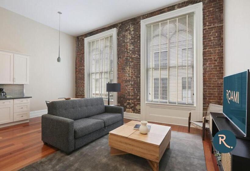 Roami At Factors Row