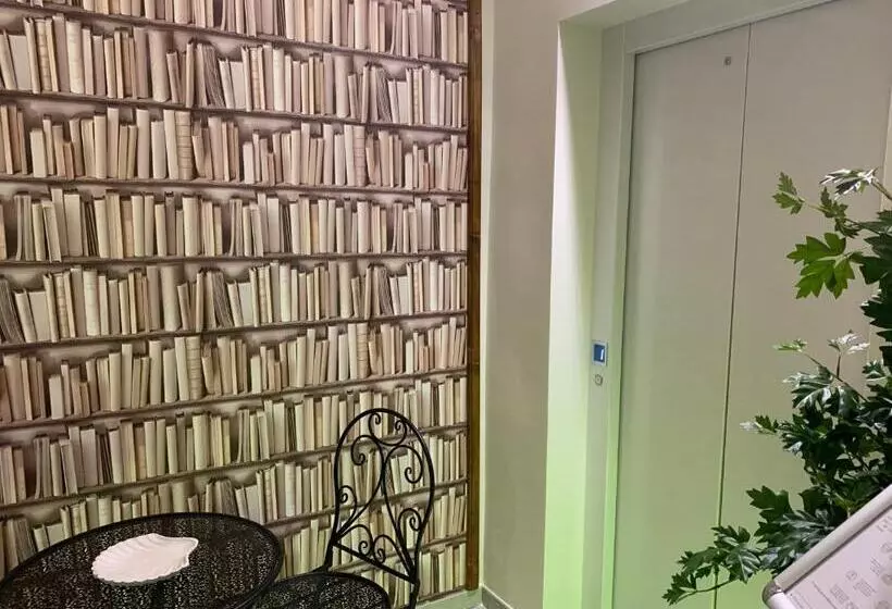 Aamiaismajoitus (B&B) Piazza Fontana Luxury