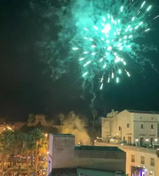 Aamiaismajoitus (B&B) Piazza Fontana Luxury