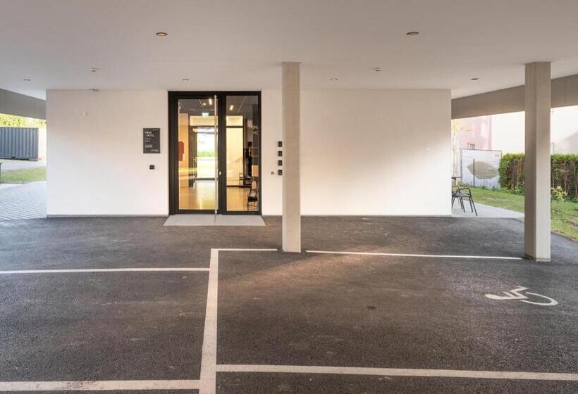 ホテル At Home Late Arrival Self Check In