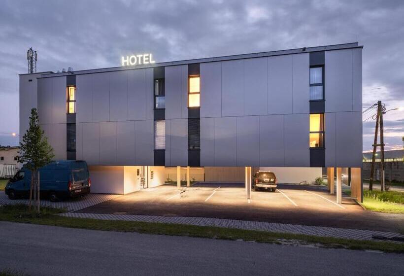 ホテル At Home Late Arrival Self Check In