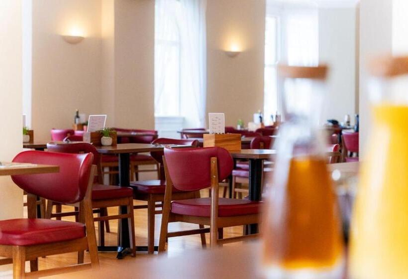 Esplanade Hotel Llandudno