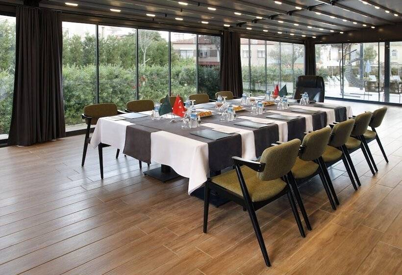 فندق Kazdağları Allia Thermal Health & Spa