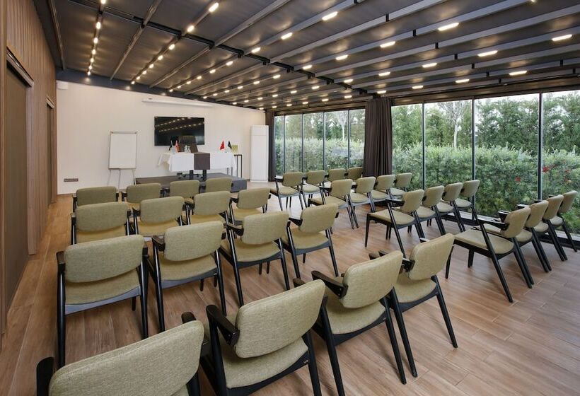 فندق Kazdağları Allia Thermal Health & Spa