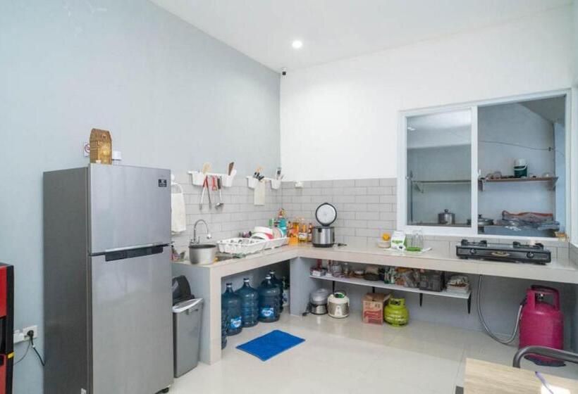 בית מלון כפרי Koolkost Near Taman Budaya Sentul