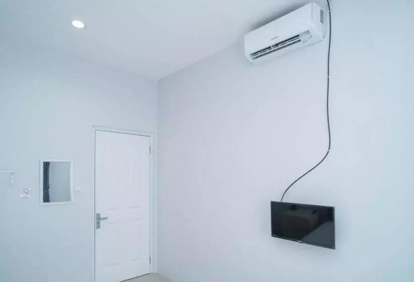 Hotelli Koolkost Near Taman Budaya Sentul