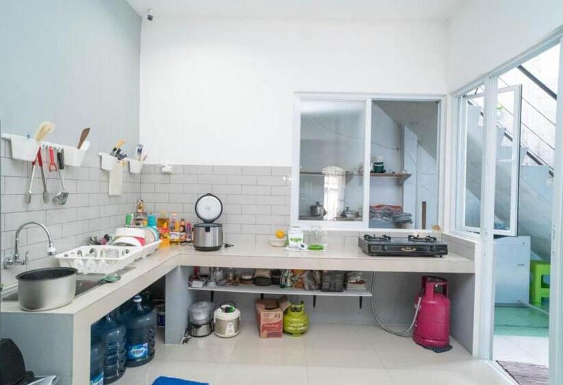 בית מלון כפרי Koolkost Near Taman Budaya Sentul