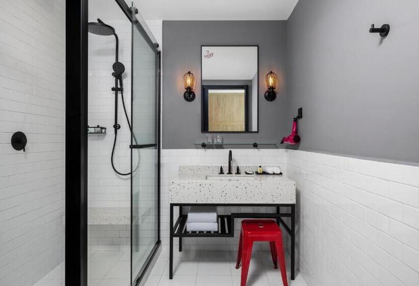 Hotel Moxy Shanghai Hongqiao Necc