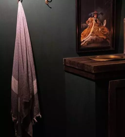 Hotelli Plaza 18   Grupo Califa