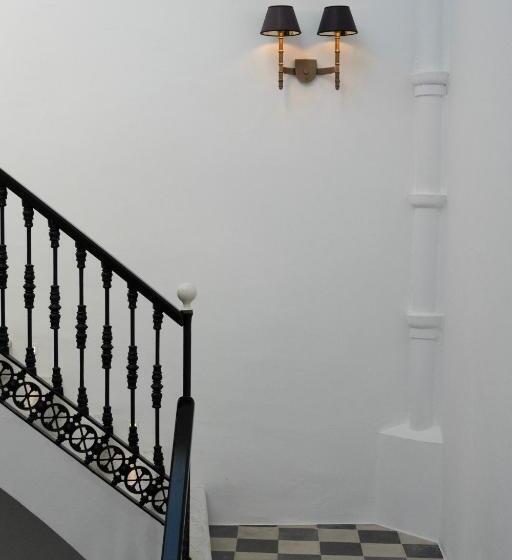 هتل Plaza 18 Grupo Califa