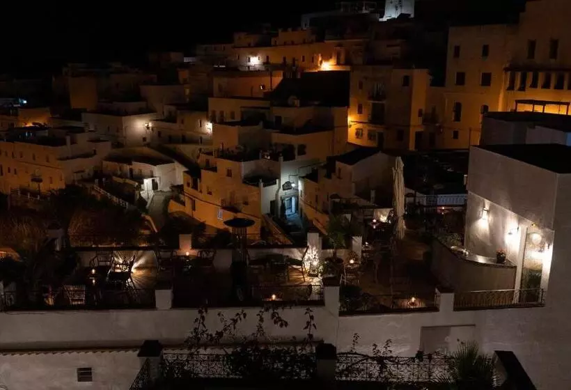 Hotelli Plaza 18   Grupo Califa