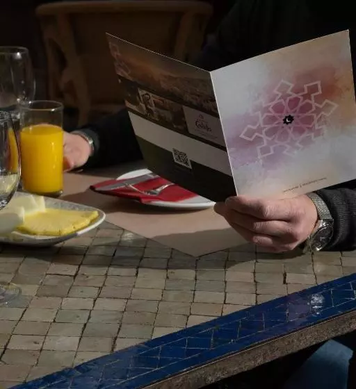 Hotelli Plaza 18   Grupo Califa