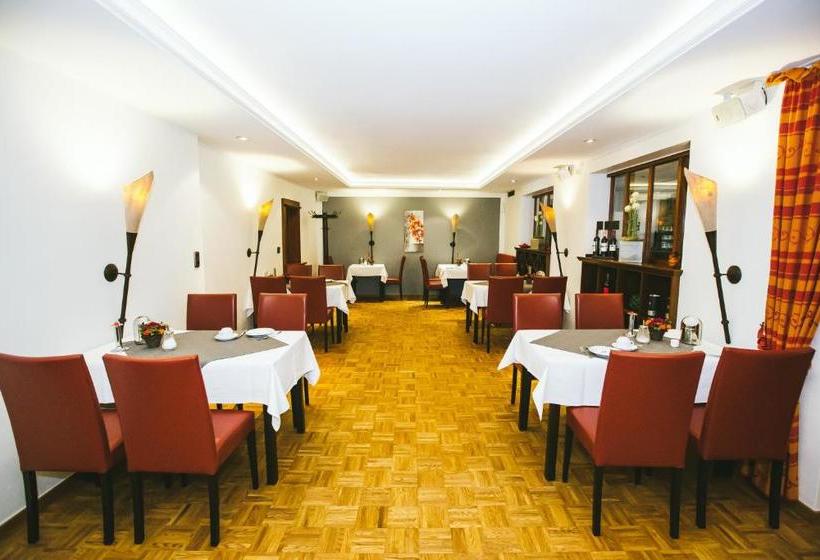 Отель Schultes Landhaus