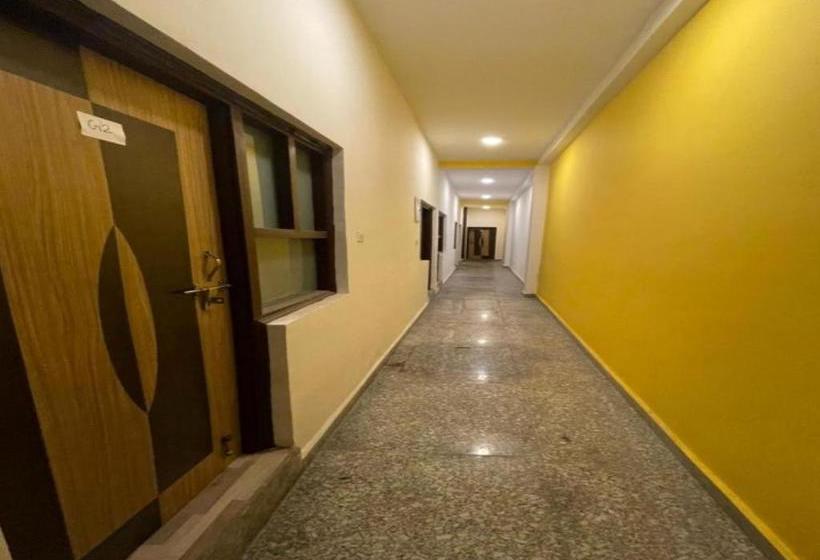 בית מלון כפרי Spot On 80928 Ak Residency