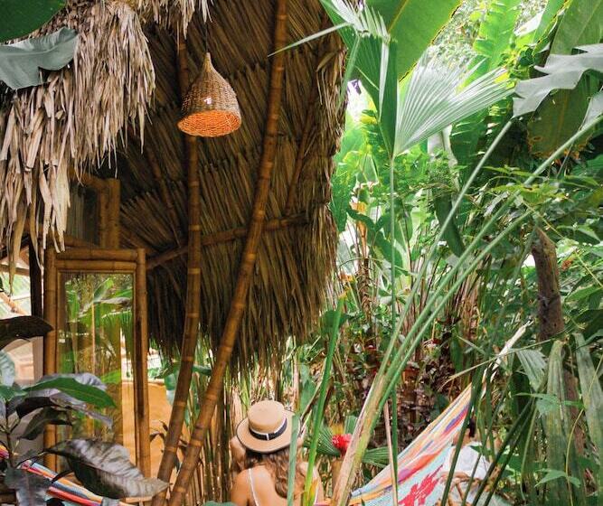 هتل Yay Sustainable