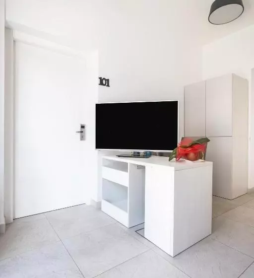 ペンション J Rooms