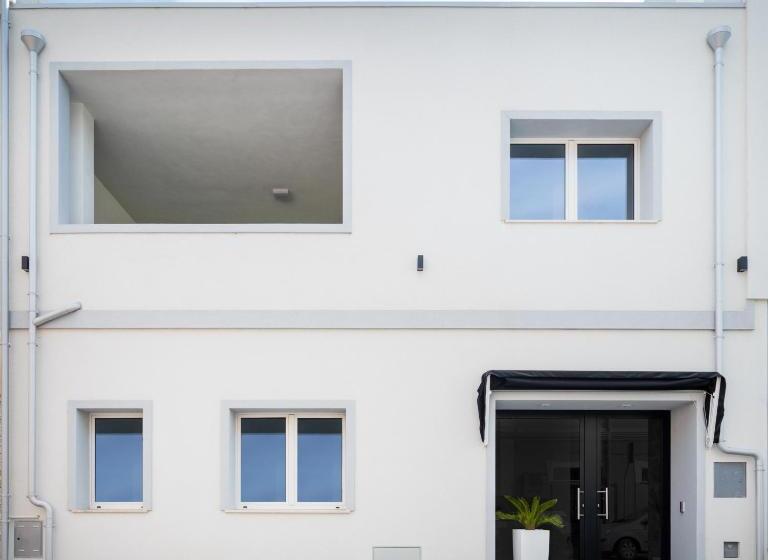 پانسیون J Rooms