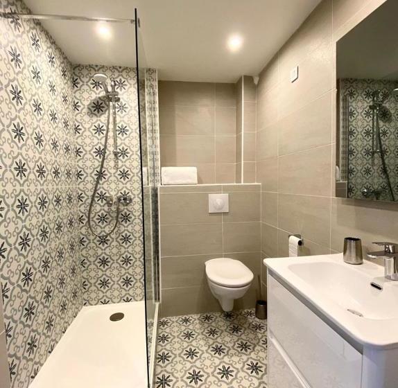 پانسیون Maison De La Marine