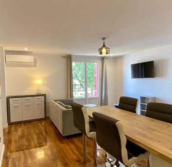 Majatalo Maison De La Marine