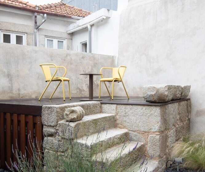 پانسیون Na Travessa Suítes