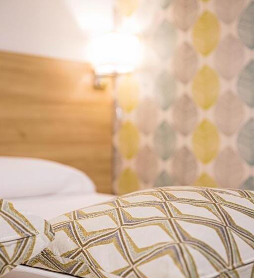 بنسيون Residence Villa Tota