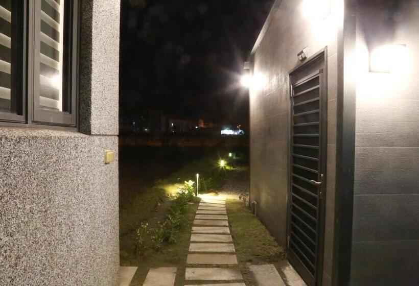 تختخواب و صبحانه 安農671民宿