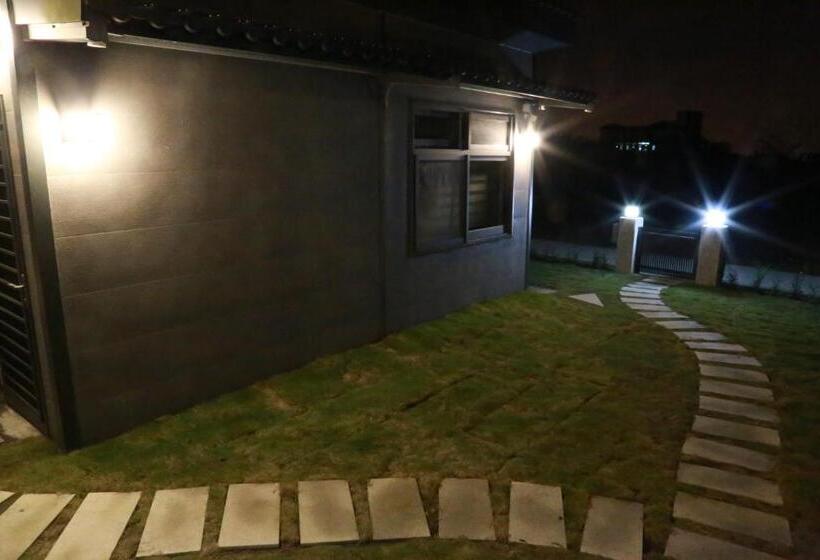 تختخواب و صبحانه 安農671民宿