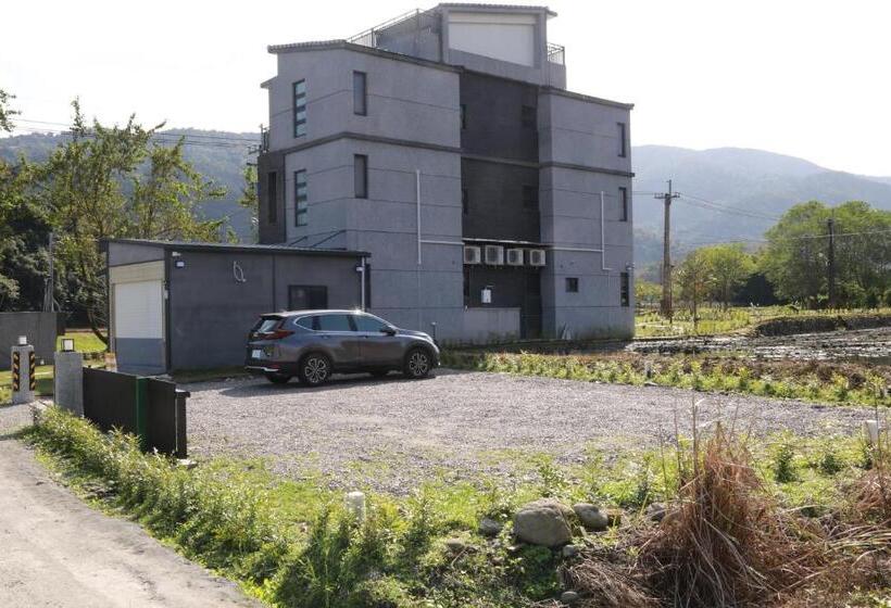 تختخواب و صبحانه 安農671民宿