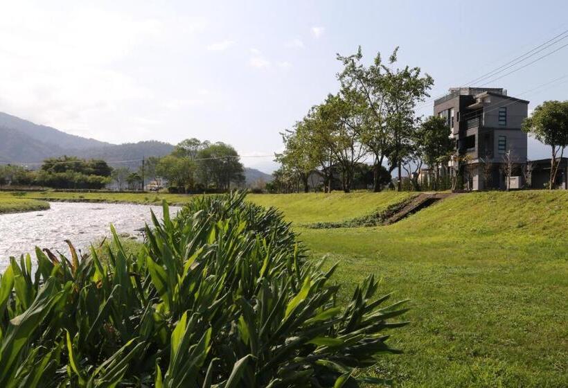 تختخواب و صبحانه 安農671民宿