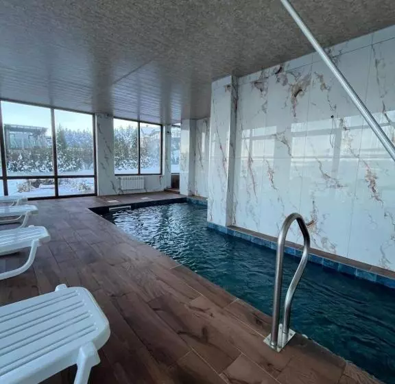 Family Hotel The View & Spa