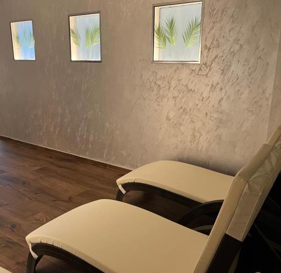 Family Hotel The View & Spa